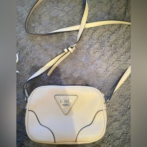 Guess crossbody camera bag